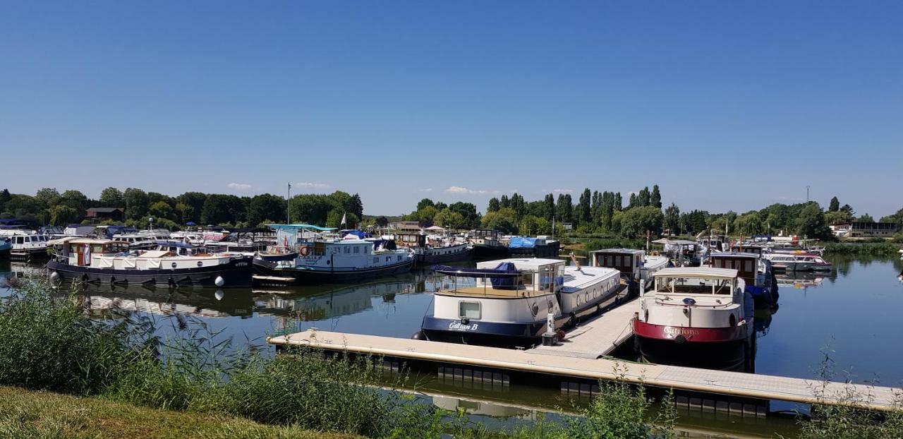 Les Petites Forges Apartment Auxonne Luaran gambar